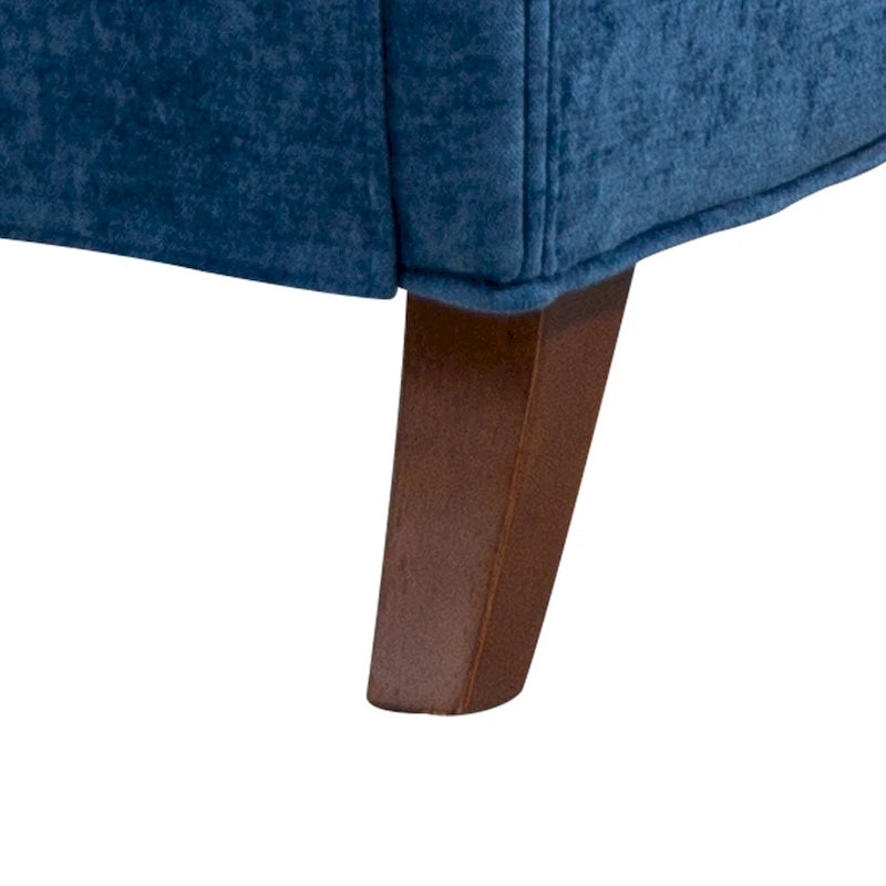Fauteuil d'appoint à dossier haut en chenille couleur avoine, avec accoudoirs, dossier capitonné et pieds tournés en bois, style rétro