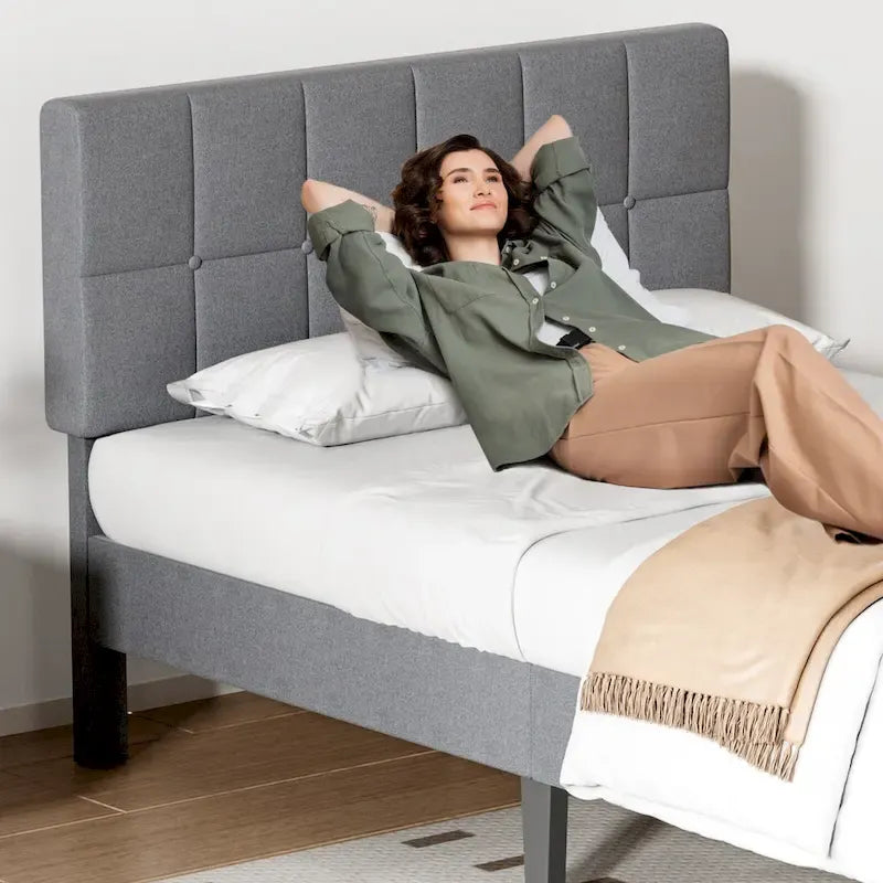 Lit plateforme en lin gris avec tête de lit capitonnée réglable, mousse à mémoire de forme, 10 lattes en bois, 360 kg, pas de sommier tapissier, jumeau, double, grand lit