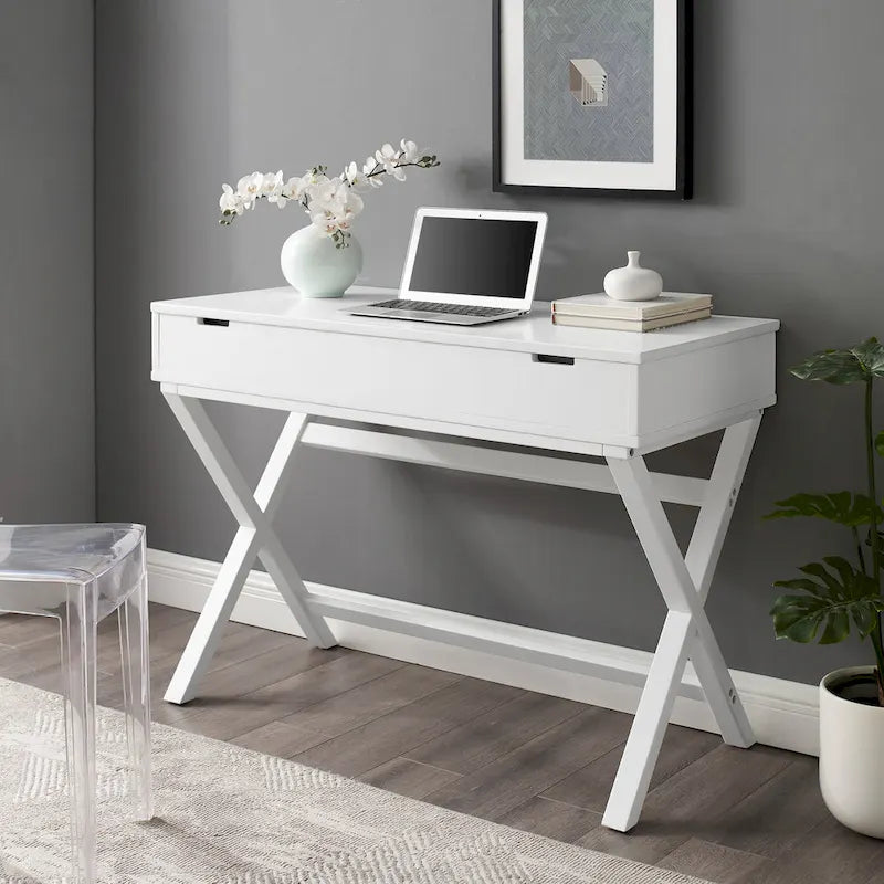 Bureau secrétaire blanc style campagne avec plateau relevable, pieds en X et compartiment de rangement caché
