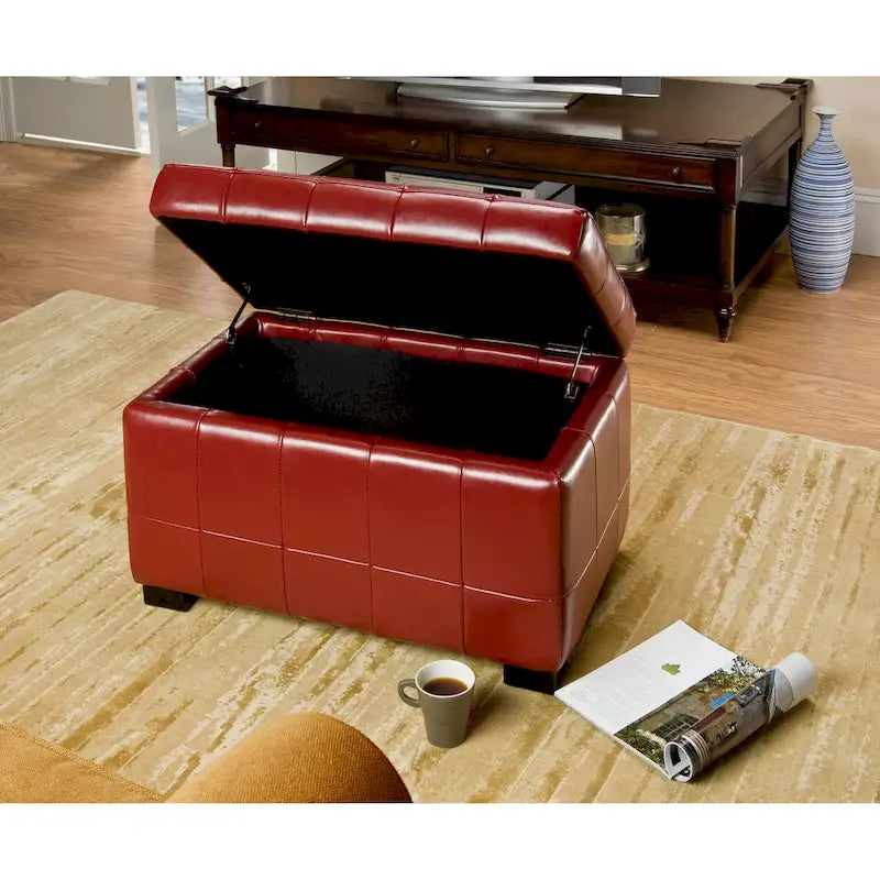 Banc de rangement en similicuir rouge, capitonné, avec couvercle relevable et pieds en bois noir